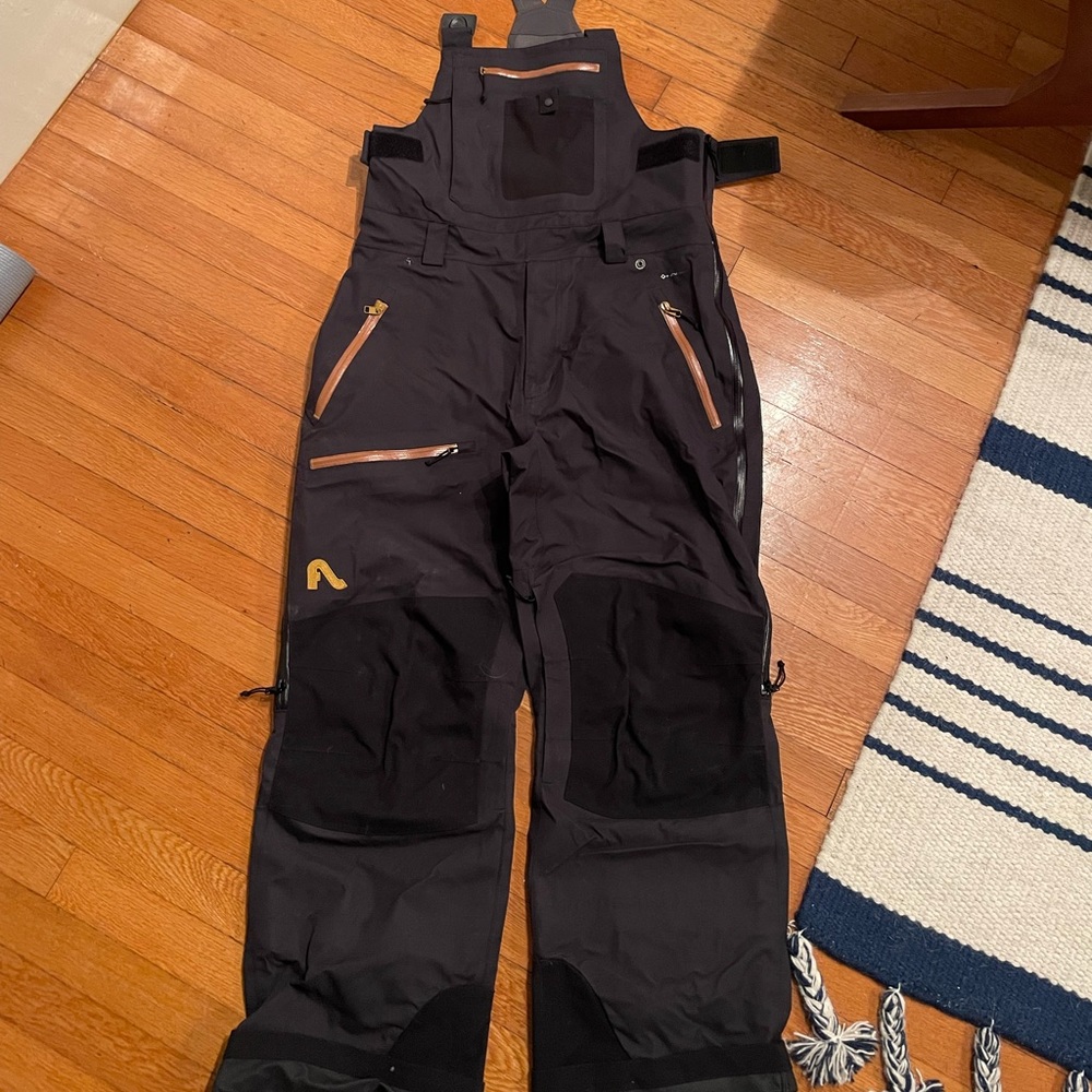 Flylow Baker Bibs (Men’s Medium)